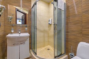 Hotel Randevu Pionerskaya