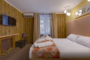 Hotel Randevu Pionerskaya