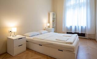 Lie On Me Lazy Simon