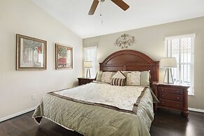 Sunny Retreat by VillaDirect