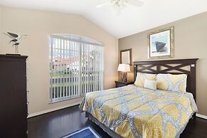 Sunny Retreat by VillaDirect