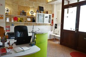 Hostel Menorca - Albergue Juvenil