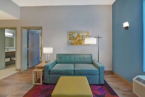 Home2 Suites by Hilton West Palm Beach Airport, FL