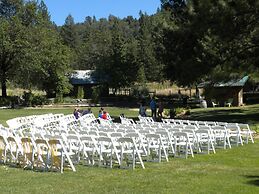 The Davies Family Inn