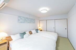 Shirahama White Beach House