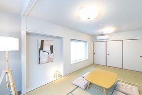 Shirahama White Beach House