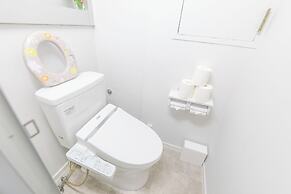 Shirahama White Beach House