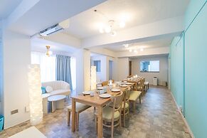 Shirahama White Beach House