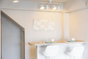 Shirahama White Beach House