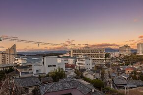 Shirahama White Beach House