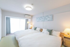 Shirahama White Beach House