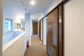 Shirahama White Beach House