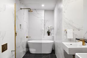 Crowne Plaza Sydney Burwood by IHG