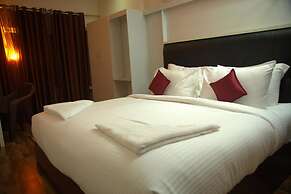 Hotel Wayanad Square