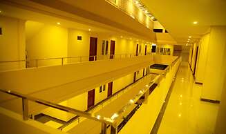 Hotel Wayanad Square