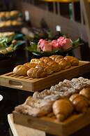 Hotel Santika Gresik