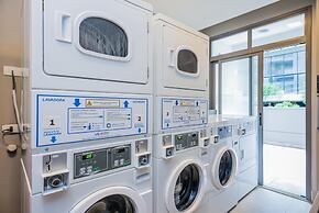 Na85b Modern Studio in the Best V. Madalena