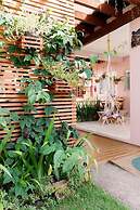 S5 Origin - Nice Suite With Balcony, View and AC