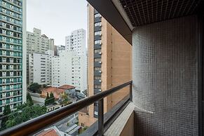 Tu705 Varanda e Muito Conforto na Al Lorena!