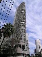 Es402 At the Historic Modernist Esther Builing