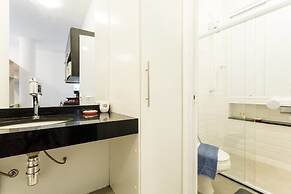 Es402 At the Historic Modernist Esther Builing