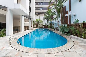 Lr810 Renovado, no Buzz dos Jardins, com Squash!