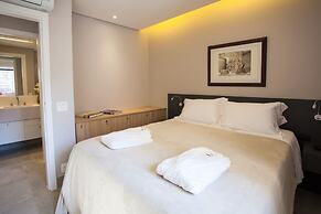 Lr902 Crème de la Crème in Jardins! New and Chic