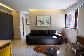 Lr902 Crème de la Crème in Jardins! New and Chic