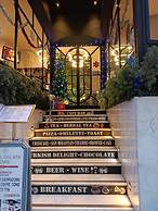 Royal Galata Hotel