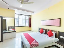 OYO 40153 Hotel Rajendra Palace