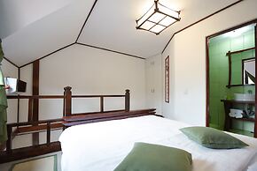 Casa Lily-Japanese Retreat