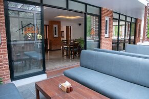 Sunshine Boutique Hotel