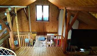 Fairytale Wooden House near Ljubljana