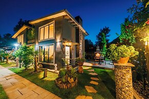 Antik River House