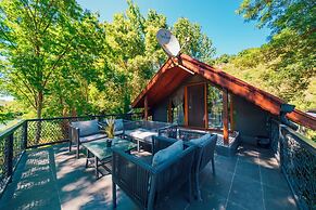 Antik River House