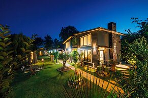 Antik River House