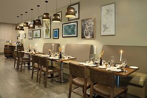 Element Toronto Airport