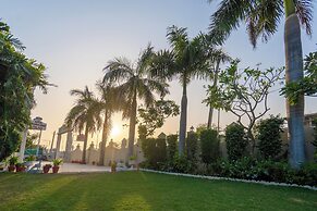 Hotel Chandrawati Palace