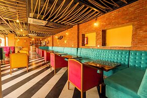 Hotel Chandrawati Palace