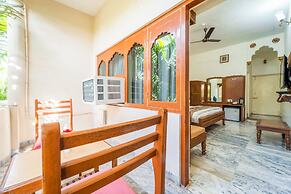 Hotel Chandrawati Palace