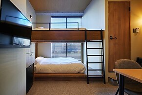 mizuka Nakasu 5 - unmanned hotel -