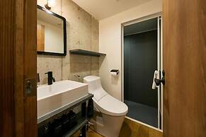 mizuka Nakasu 5 - unmanned hotel -