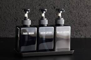 mizuka Nakasu 5 - unmanned hotel -