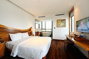 Sky Gem Central Hotel
