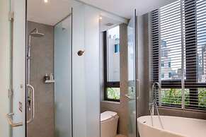 Sky Gem Central Hotel