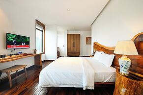 Sky Gem Central Hotel