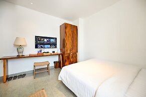 Sky Gem Central Hotel