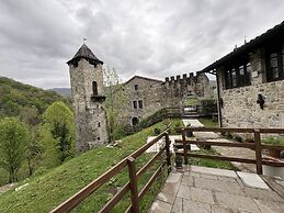 Castello di Ahrensperg