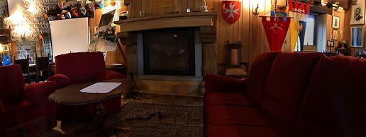 Castello di Ahrensperg