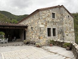 Castello di Ahrensperg